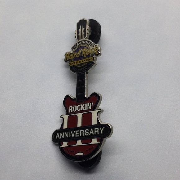 4 Seminole Hard Rock Hotel & Casino Pins ( Hollywood Florida ) #2 - Picture 7 of 12